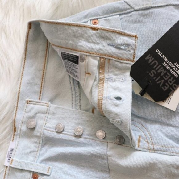 NWT Levi’s Denim Button Down Mini Skirt Size 26 - Picture 4 of 9